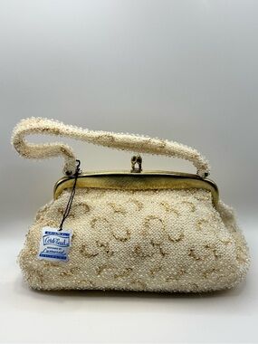 Vintage Lumured Beaded Ladies Handbag Purse 1950s Kiss -lock